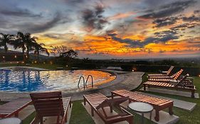 Cr Mariposa Rentals Cozy Retreat With Pool,Tennis,Gym,Free Wifi